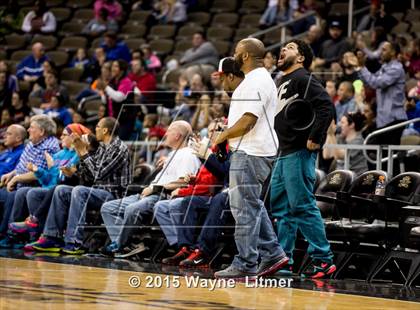Thumbnail 3 in Holmes vs. Holy Cross (KHSAA 9th Region Final) photogallery.