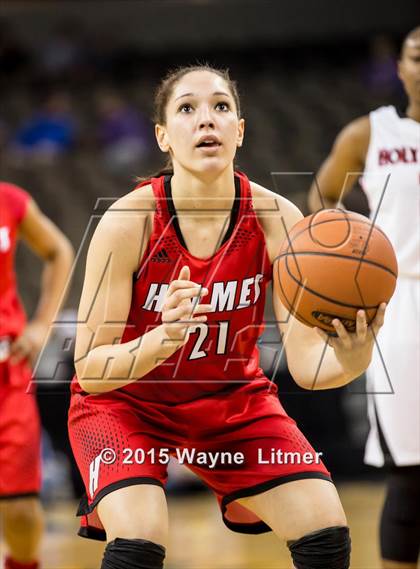 Thumbnail 1 in Holmes vs. Holy Cross (KHSAA 9th Region Final) photogallery.