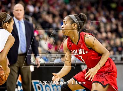 Thumbnail 1 in Holmes vs. Holy Cross (KHSAA 9th Region Final) photogallery.