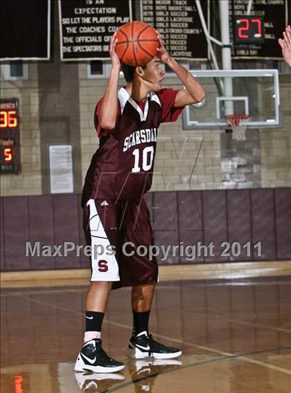 Thumbnail 1 in Fox Lane vs. Scarsdale  (Kari Pizzotola Holiday Classic) photogallery.