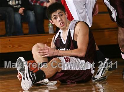 Thumbnail 2 in Fox Lane vs. Scarsdale  (Kari Pizzotola Holiday Classic) photogallery.
