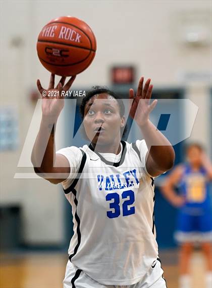 Thumbnail 3 in Pierce @ Valley (Valley High Tournament) photogallery.