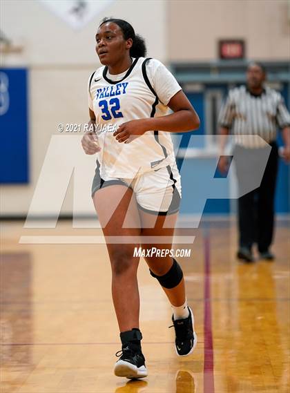 Thumbnail 1 in Pierce @ Valley (Valley High Tournament) photogallery.