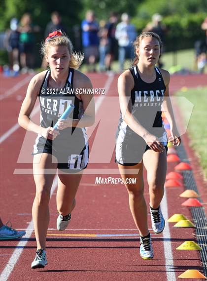 Thumbnail 2 in Girls Track and Field (NYSPHSAA Section 5 Sectional Final) photogallery.