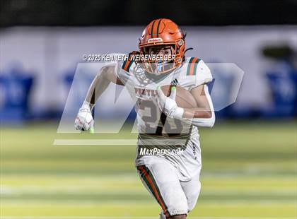 Thumbnail 1 in Porterville vs Exeter photogallery.