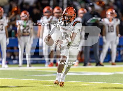 Thumbnail 1 in Porterville vs Exeter photogallery.