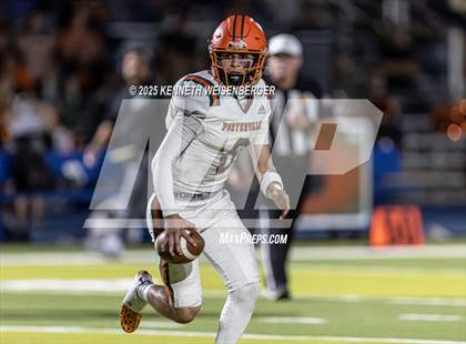 Thumbnail 2 in Porterville vs Exeter photogallery.