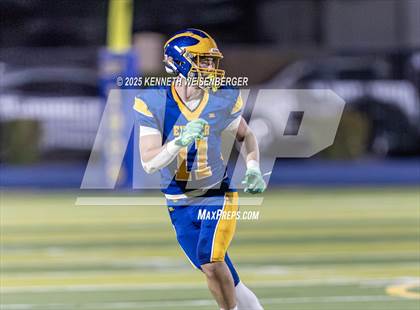 Thumbnail 2 in Porterville vs Exeter photogallery.