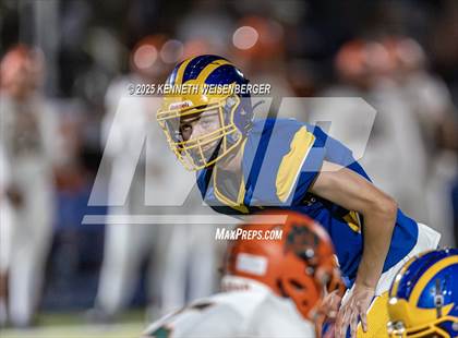 Thumbnail 2 in Porterville vs Exeter photogallery.