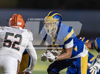 Thumbnail 1 in Porterville vs Exeter photogallery.