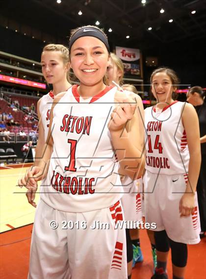 Thumbnail 1 in Seton Catholic (AIA D2 Final Award Photos) photogallery.