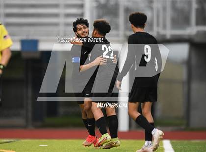 Thumbnail 1 in Sam Houston @ East Jefferson (Div. II Regional Playoff) photogallery.