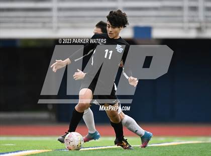 Thumbnail 1 in Sam Houston @ East Jefferson (Div. II Regional Playoff) photogallery.