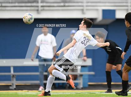 Thumbnail 2 in Sam Houston @ East Jefferson (Div. II Regional Playoff) photogallery.