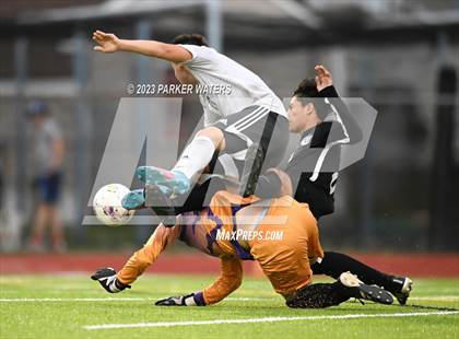 Thumbnail 1 in Sam Houston @ East Jefferson (Div. II Regional Playoff) photogallery.