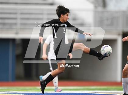 Thumbnail 1 in Sam Houston @ East Jefferson (Div. II Regional Playoff) photogallery.