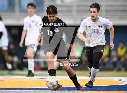 Thumbnail 2 in Sam Houston @ East Jefferson (Div. II Regional Playoff) photogallery.