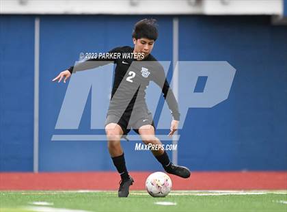Thumbnail 3 in Sam Houston @ East Jefferson (Div. II Regional Playoff) photogallery.