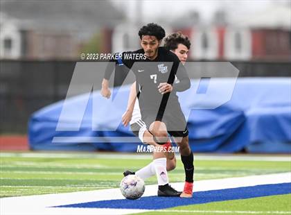 Thumbnail 3 in Sam Houston @ East Jefferson (Div. II Regional Playoff) photogallery.