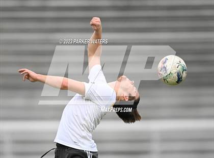 Thumbnail 2 in Sam Houston @ East Jefferson (Div. II Regional Playoff) photogallery.