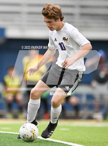 Thumbnail 3 in Sam Houston @ East Jefferson (Div. II Regional Playoff) photogallery.