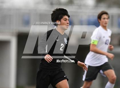 Thumbnail 3 in Sam Houston @ East Jefferson (Div. II Regional Playoff) photogallery.