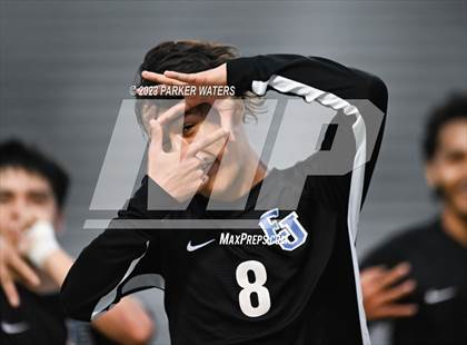 Thumbnail 3 in Sam Houston @ East Jefferson (Div. II Regional Playoff) photogallery.