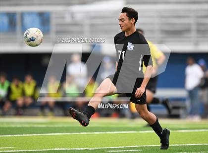 Thumbnail 3 in Sam Houston @ East Jefferson (Div. II Regional Playoff) photogallery.