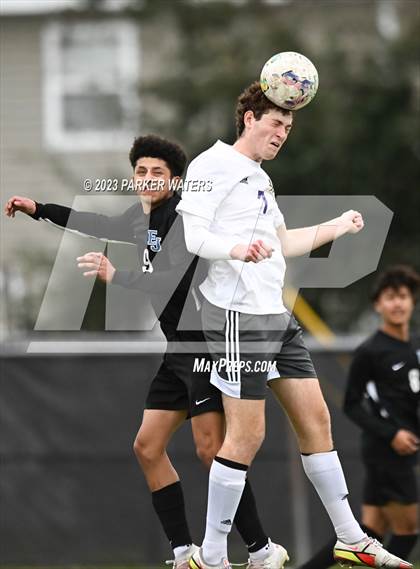 Thumbnail 3 in Sam Houston @ East Jefferson (Div. II Regional Playoff) photogallery.