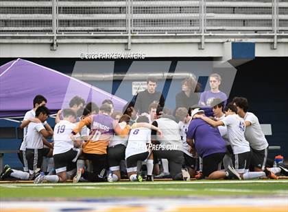 Thumbnail 1 in Sam Houston @ East Jefferson (Div. II Regional Playoff) photogallery.