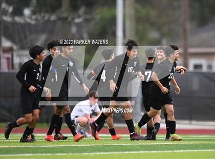 Thumbnail 1 in Sam Houston @ East Jefferson (Div. II Regional Playoff) photogallery.
