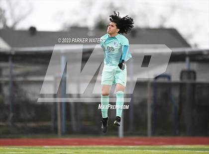 Thumbnail 3 in Sam Houston @ East Jefferson (Div. II Regional Playoff) photogallery.