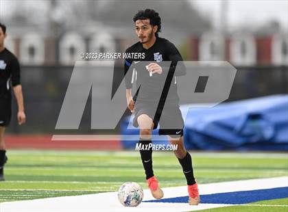Thumbnail 2 in Sam Houston @ East Jefferson (Div. II Regional Playoff) photogallery.