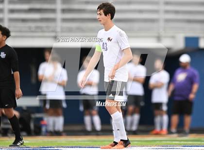 Thumbnail 3 in Sam Houston @ East Jefferson (Div. II Regional Playoff) photogallery.