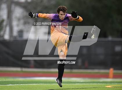 Thumbnail 2 in Sam Houston @ East Jefferson (Div. II Regional Playoff) photogallery.