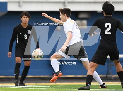 Thumbnail 1 in Sam Houston @ East Jefferson (Div. II Regional Playoff) photogallery.