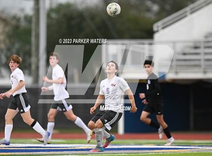 Thumbnail 3 in Sam Houston @ East Jefferson (Div. II Regional Playoff) photogallery.