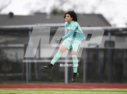Thumbnail 2 in Sam Houston @ East Jefferson (Div. II Regional Playoff) photogallery.