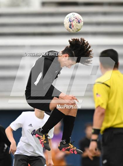 Thumbnail 3 in Sam Houston @ East Jefferson (Div. II Regional Playoff) photogallery.
