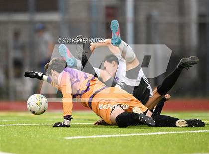 Thumbnail 1 in Sam Houston @ East Jefferson (Div. II Regional Playoff) photogallery.