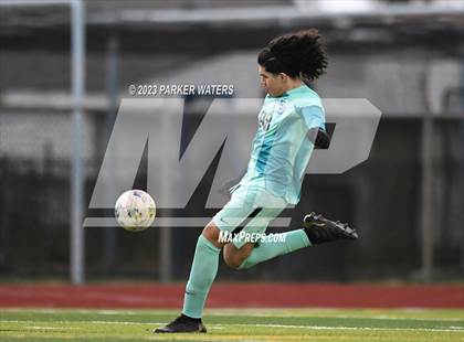 Thumbnail 3 in Sam Houston @ East Jefferson (Div. II Regional Playoff) photogallery.