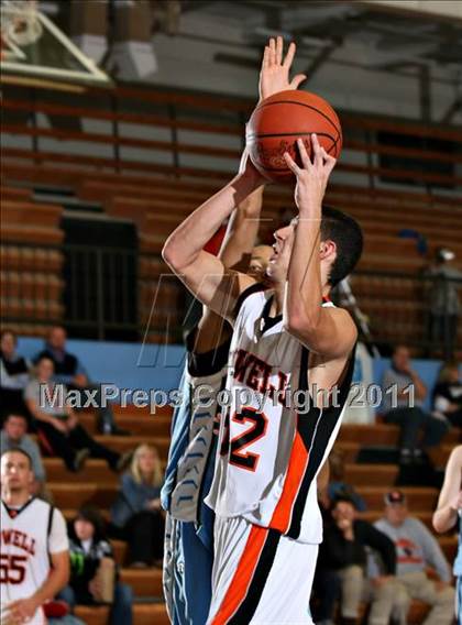 Thumbnail 2 in Powell vs Gibbs (Kroger Thanksgiving Classic) photogallery.