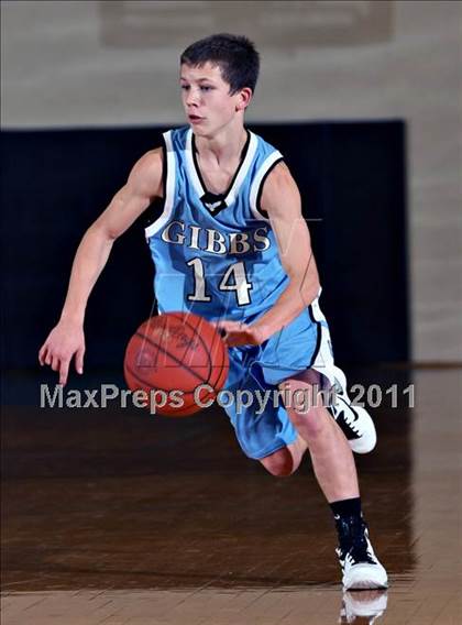 Thumbnail 3 in Powell vs Gibbs (Kroger Thanksgiving Classic) photogallery.