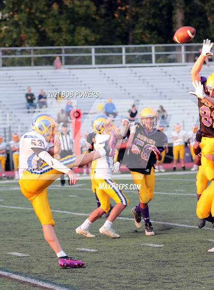 Thumbnail 3 in Robinson @ Lake Braddock photogallery.