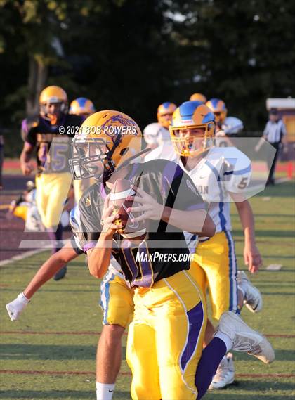 Thumbnail 1 in Robinson @ Lake Braddock photogallery.