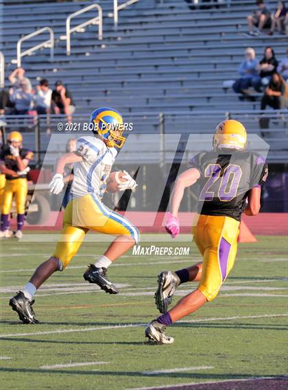 Thumbnail 3 in Robinson @ Lake Braddock photogallery.