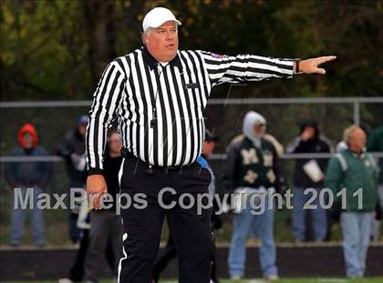 Thumbnail 2 in Bishop McNamara @ Rochester (IHSA Class 4A Quarterfinal) photogallery.