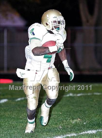 Thumbnail 1 in Bishop McNamara @ Rochester (IHSA Class 4A Quarterfinal) photogallery.