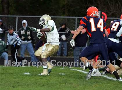 Thumbnail 3 in Bishop McNamara @ Rochester (IHSA Class 4A Quarterfinal) photogallery.
