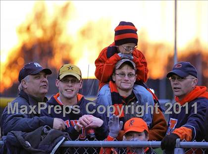 Thumbnail 3 in Bishop McNamara @ Rochester (IHSA Class 4A Quarterfinal) photogallery.